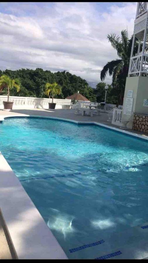 #D1 Castle Studio Wifi King Bed Ocho Rios Jamaica Eksteriør bilde